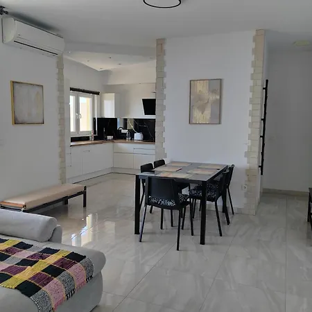 Maris Apartamento *