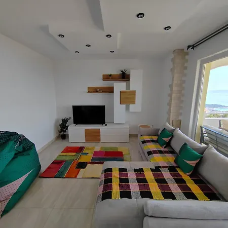 Maris マカルスカ