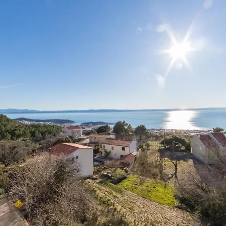 Maris アパート *